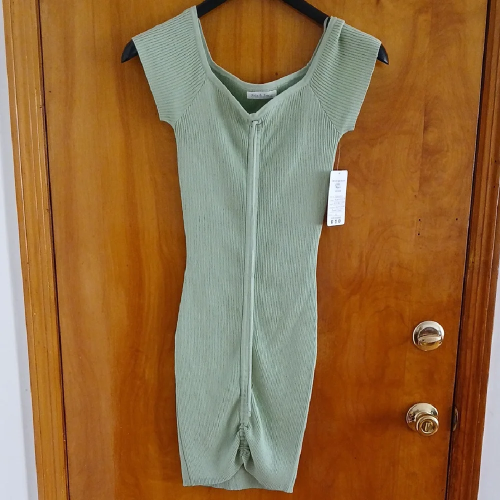 Zara Green Sweetheart Bodycon Mini Dress - Picture 1 of 4